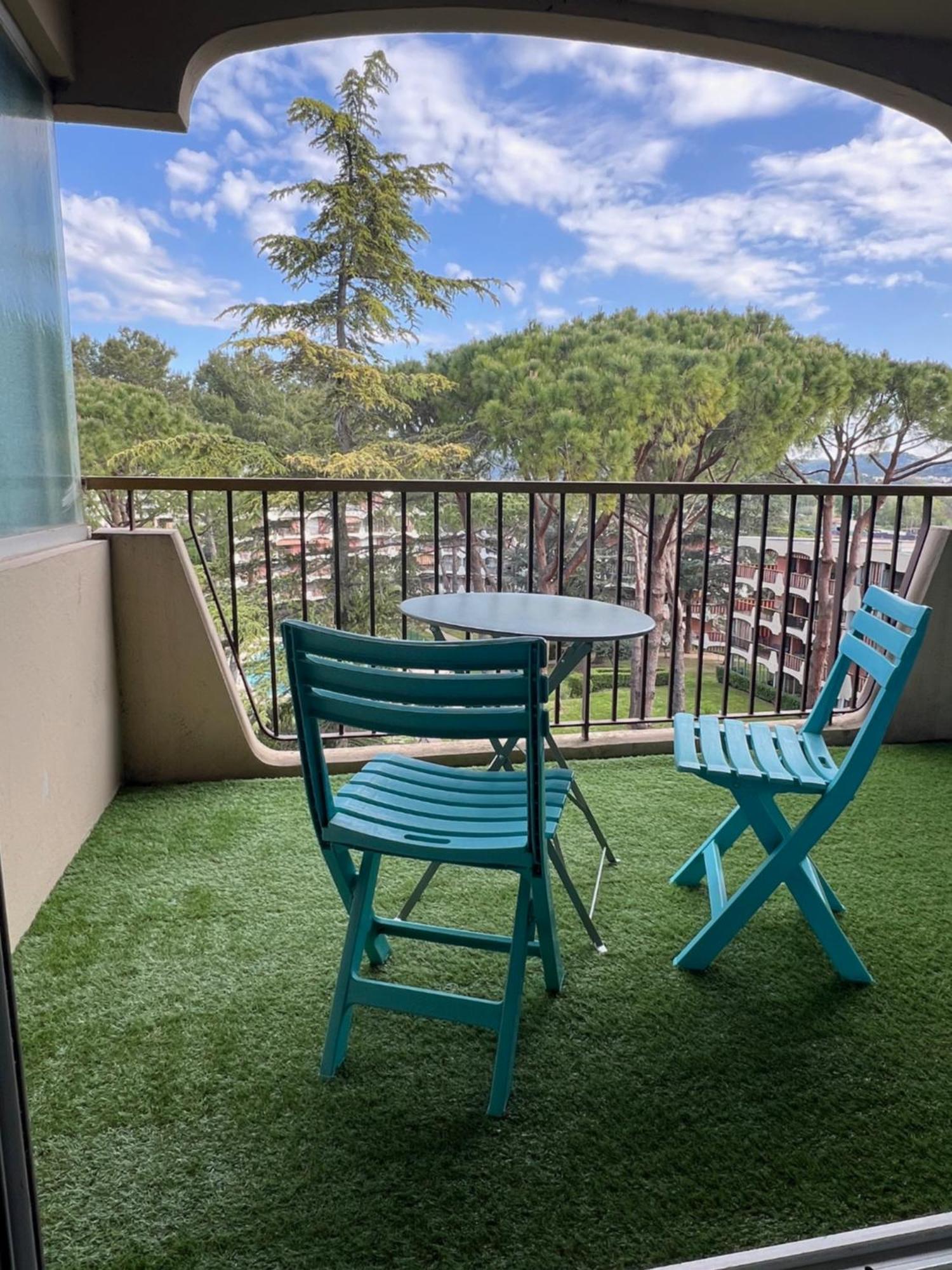 Appartement Aux 3 Rivieres A Mandelieu Luaran gambar